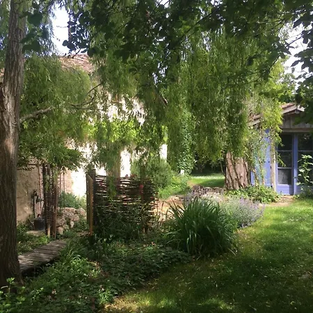 Grange En Maurille بيت للعطل *