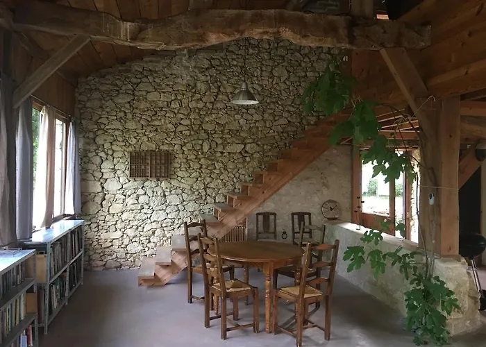 Grange En Maurille بيت للعطل *